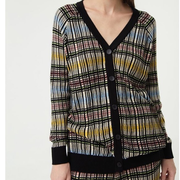 DUMA OFFICIAL Massey Cardigan in Sorbet Tone - Picture 2 of 5